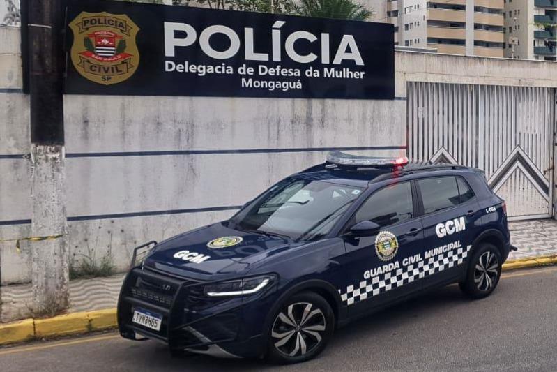 GCM age em ocorrência de violência doméstica no Centro de Mongaguá