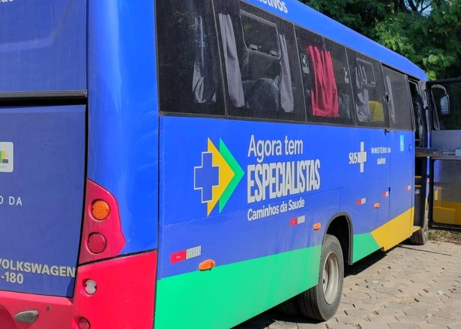 Mongaguá amplia frota do TFD com novo micro-ônibus adaptado de 29 assentos