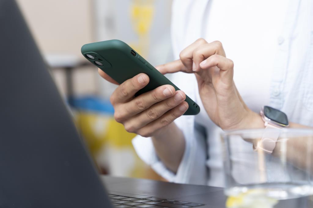 Mongaguá abre inscrições para oficina gratuita sobre WhatsApp Business