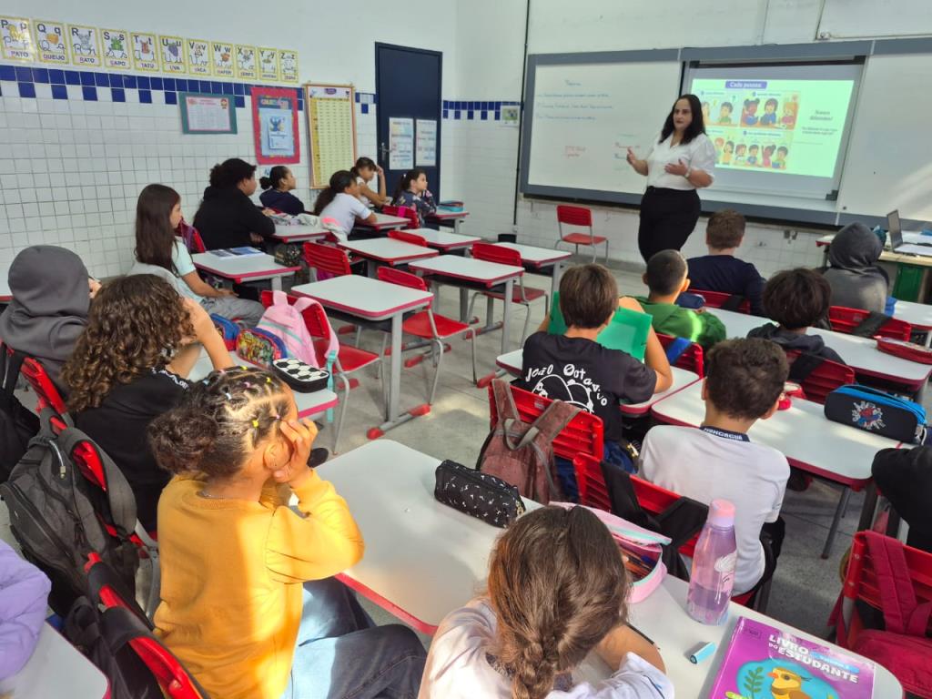 Alunos da rede municipal participam de ação contra o bullying em Mongaguá